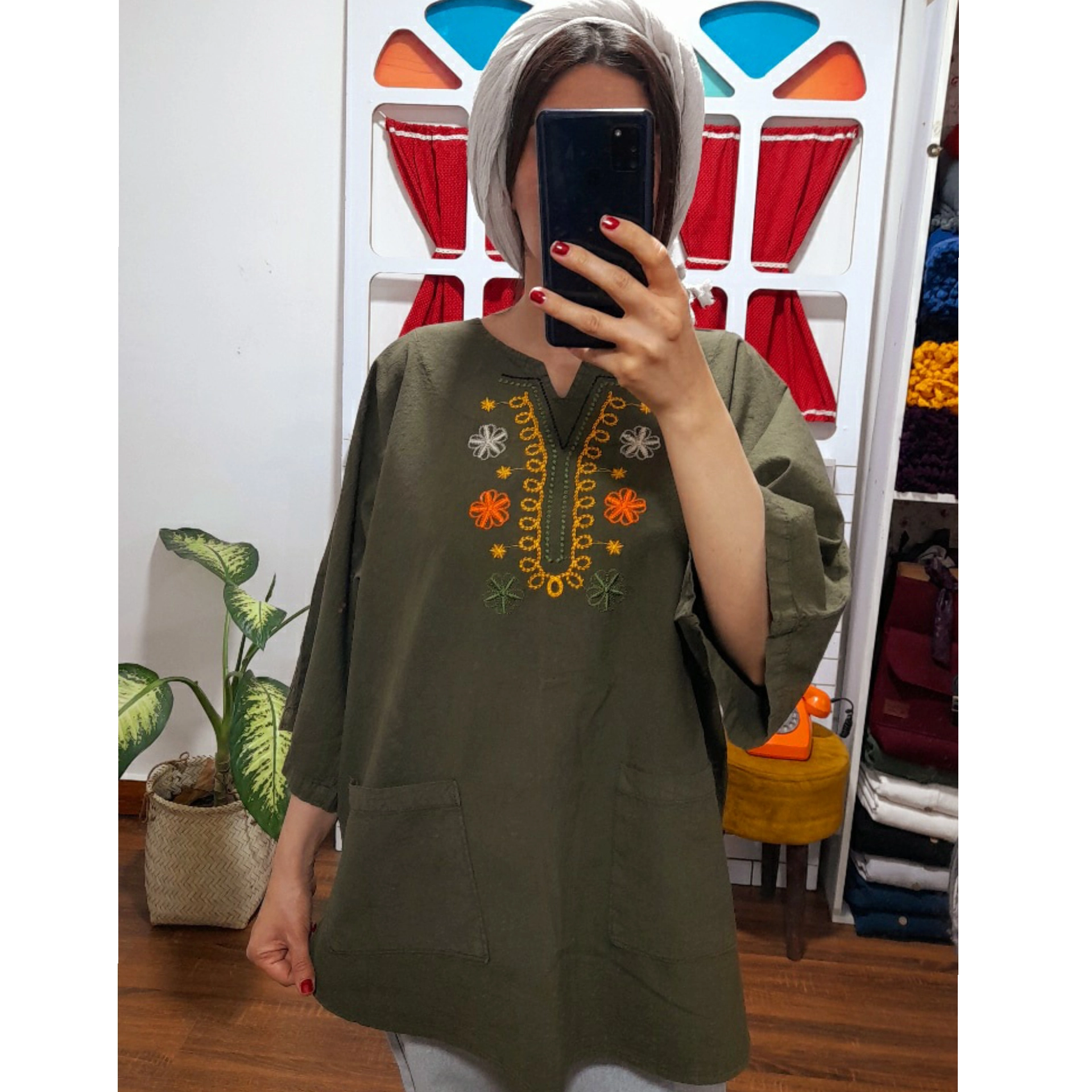 مانتو گلدوزی ارکیده( رنگ سبززیتونی)