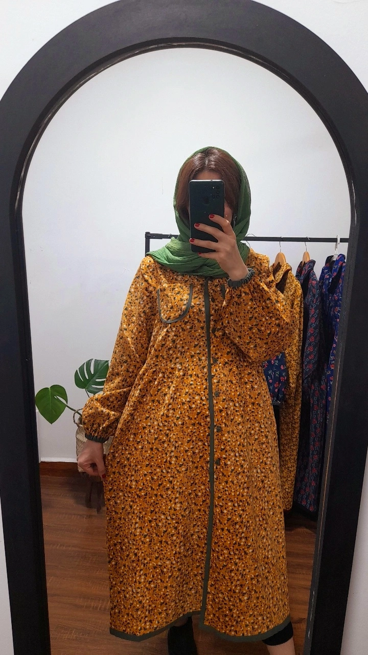پیراهن مخمل کبریتی شهرزاد( رنگ خردلی طرح ۱)