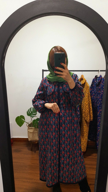 پیراهن مخمل کبریتی شهرزاد( رنگ. سرمه ای طرح ۳)