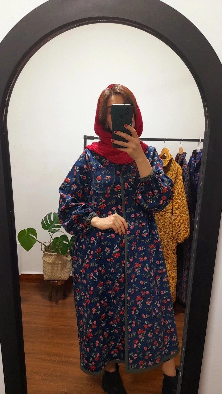 پیراهن مخمل کبریتی شهرزاد( سرمه ای طرح ۲)
