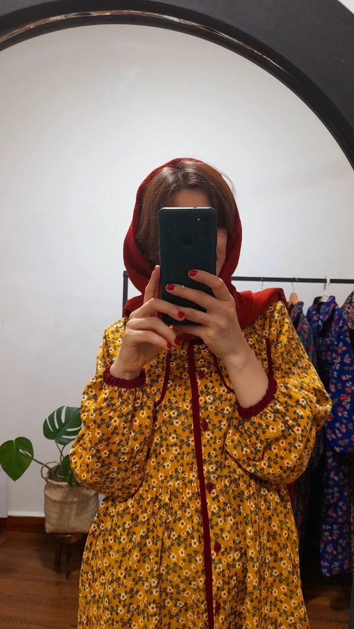 پیراهن مخمل کبریتی شهرزاد(رنگ خردلی طرح ۲)